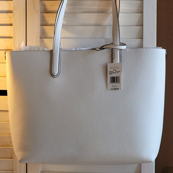 $169 NWT MM KORS Extra-Large Leather Reversible Tote - Picture 4 of 12